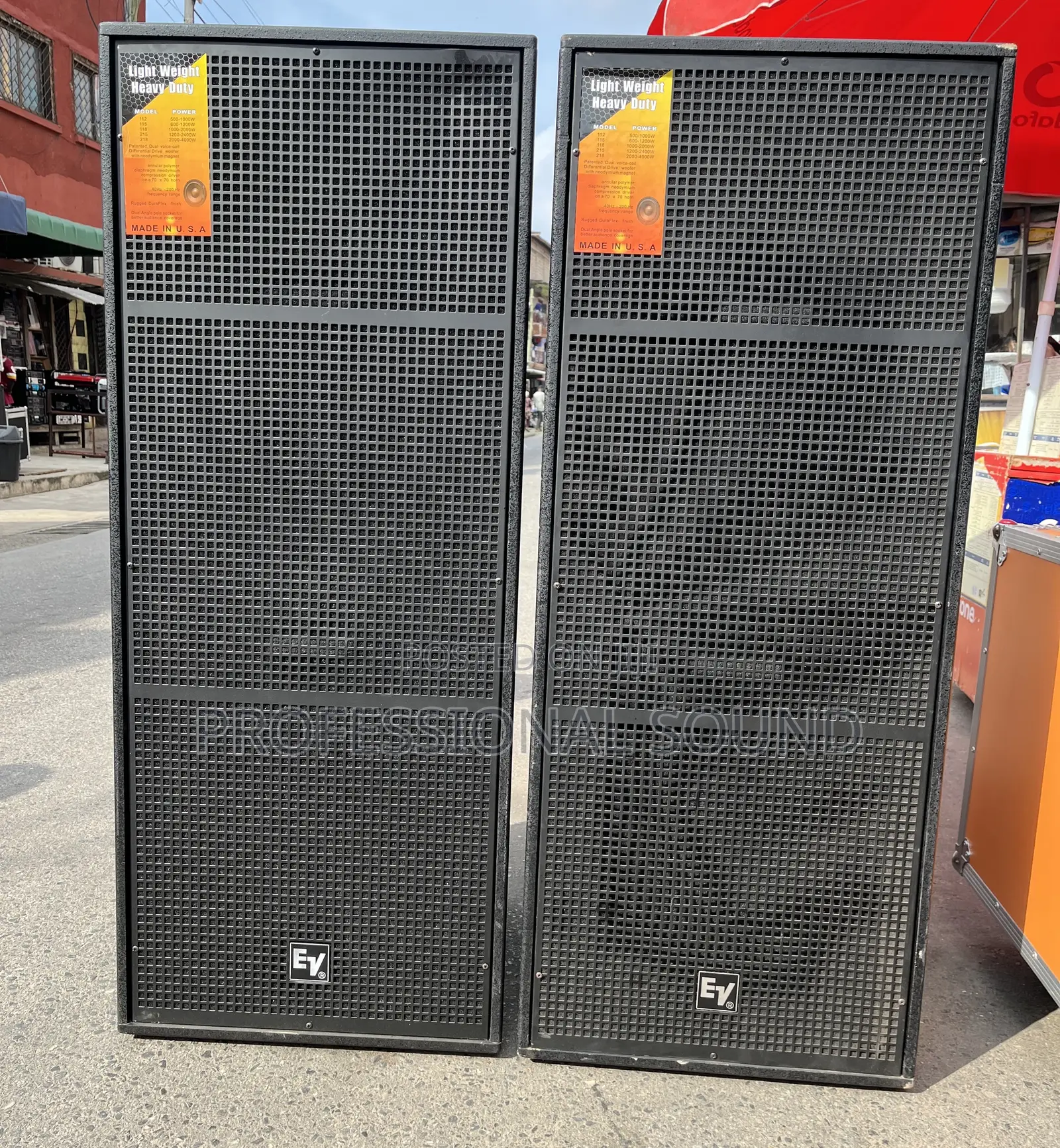 Electro-Voice Ds214p Dual 15-Inch Full-Range Passive Pa Speakers.