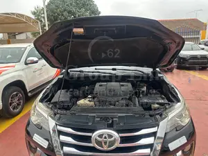 Toyota Fortuner 2017 Black