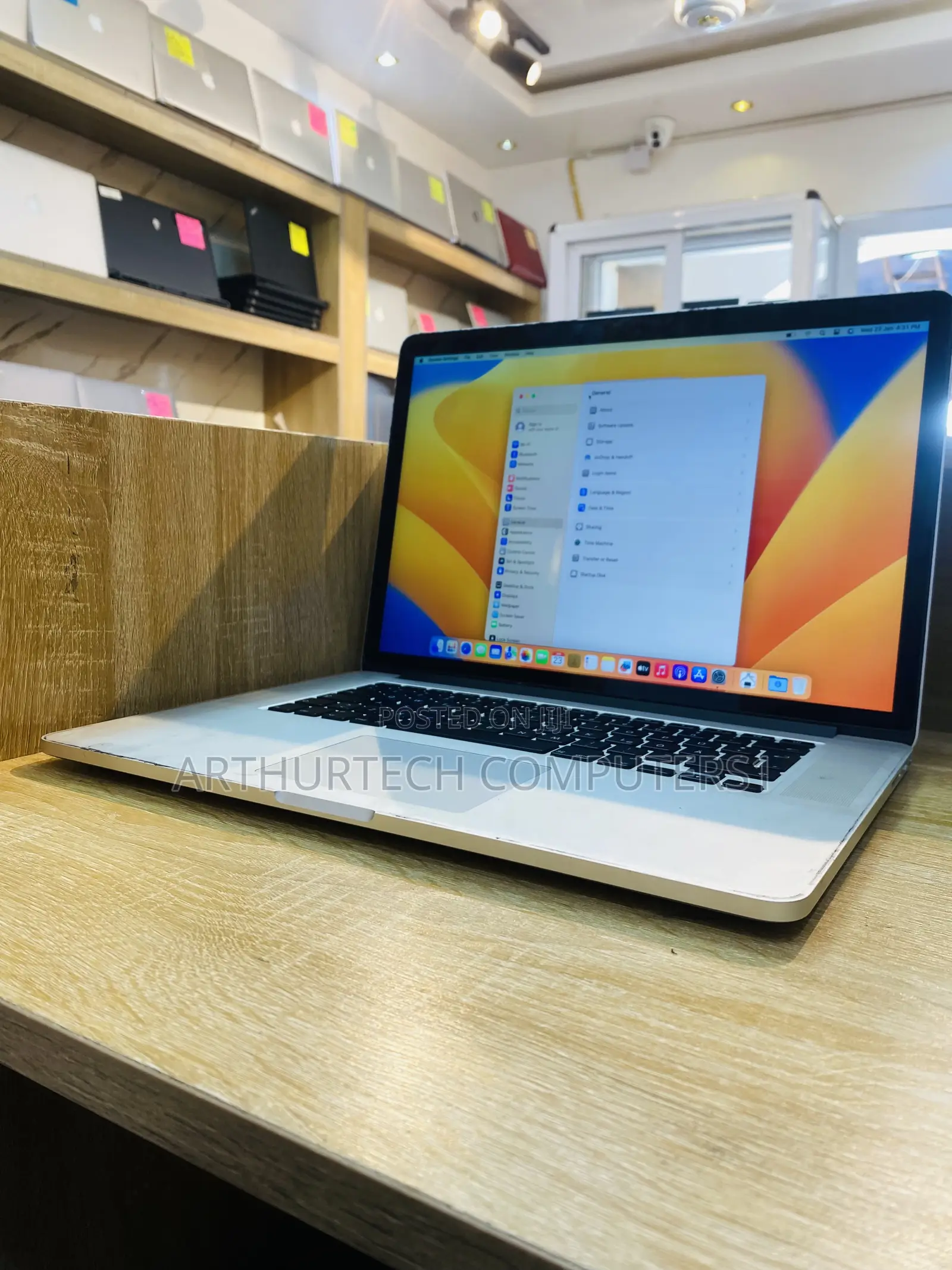Laptop Apple MacBook Pro 2012 8GB Intel Core I7 SSD 256GB