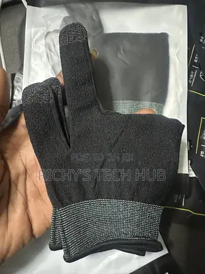Pair Of Anti Sweat 2 Finger Or Thumb Sleeves Cover Gaming Gloves