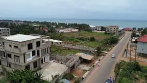 7bdrm House in Kokrobite, Accra Metropolitan for sale