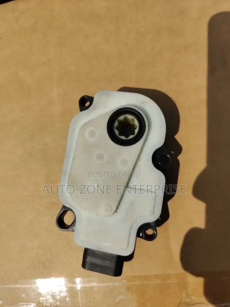 Honda CRV Shutter Grill Motor