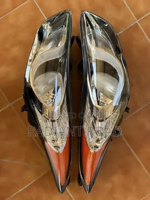 Hyundai Elantra 2012 Headlight
