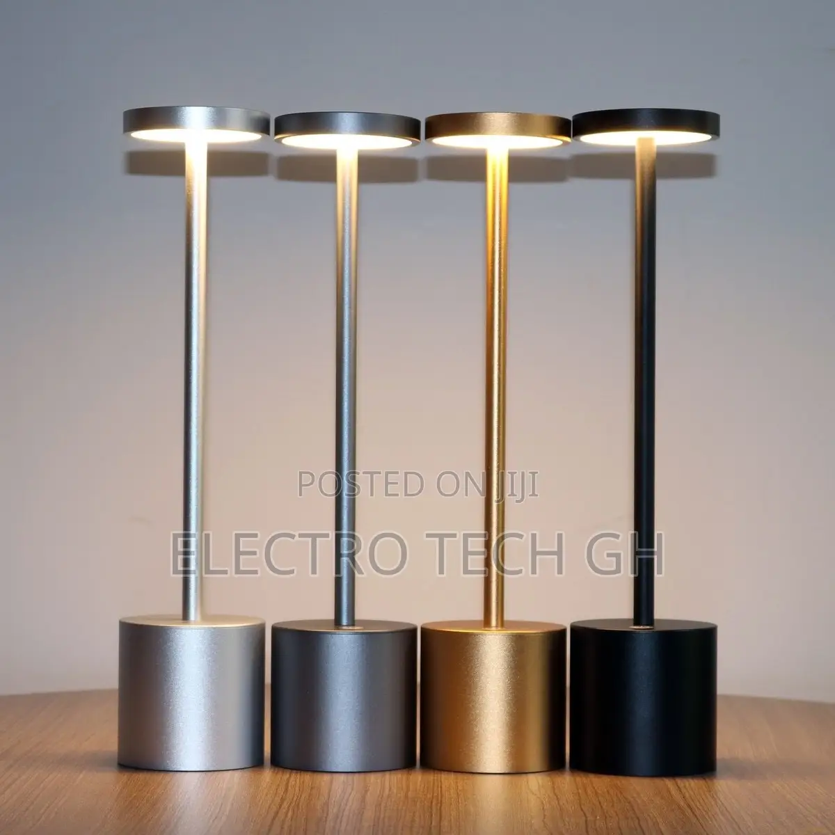 Rechargeable Table Lamp / Bedside Lamp