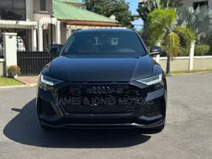 Audi RS Q8 Base 2023 Black
