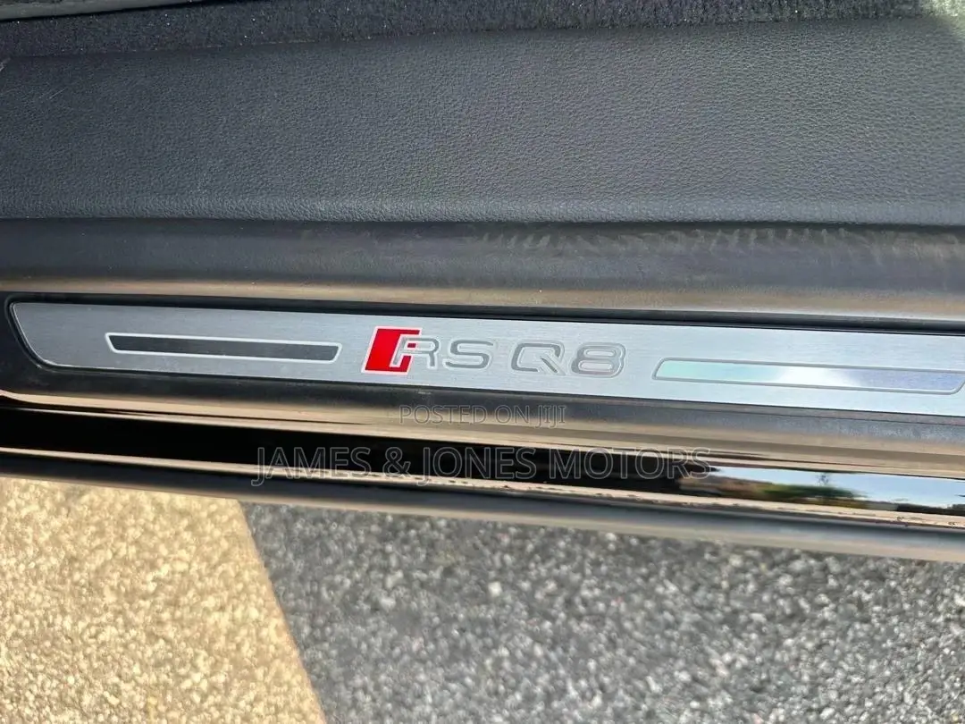 Audi RS Q8 Base 2023 Black