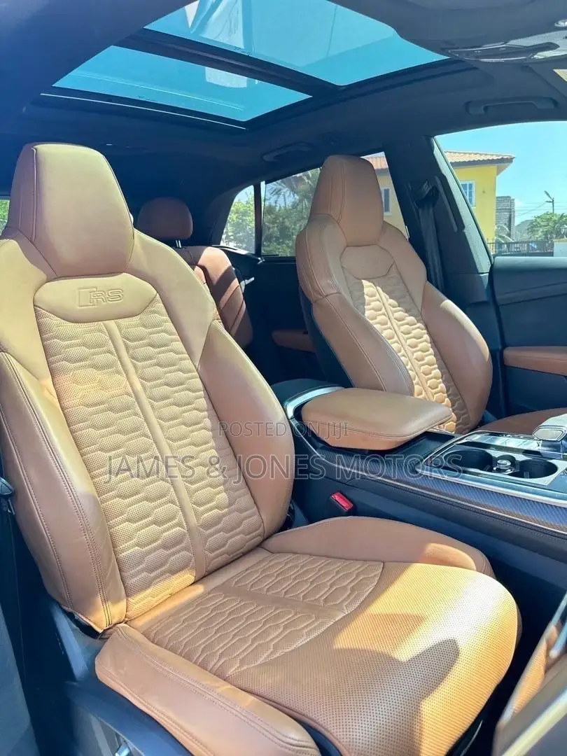 Audi RS Q8 Base 2023 Black