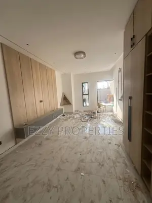 3bdrm House in Ashaley Botwe for sale
