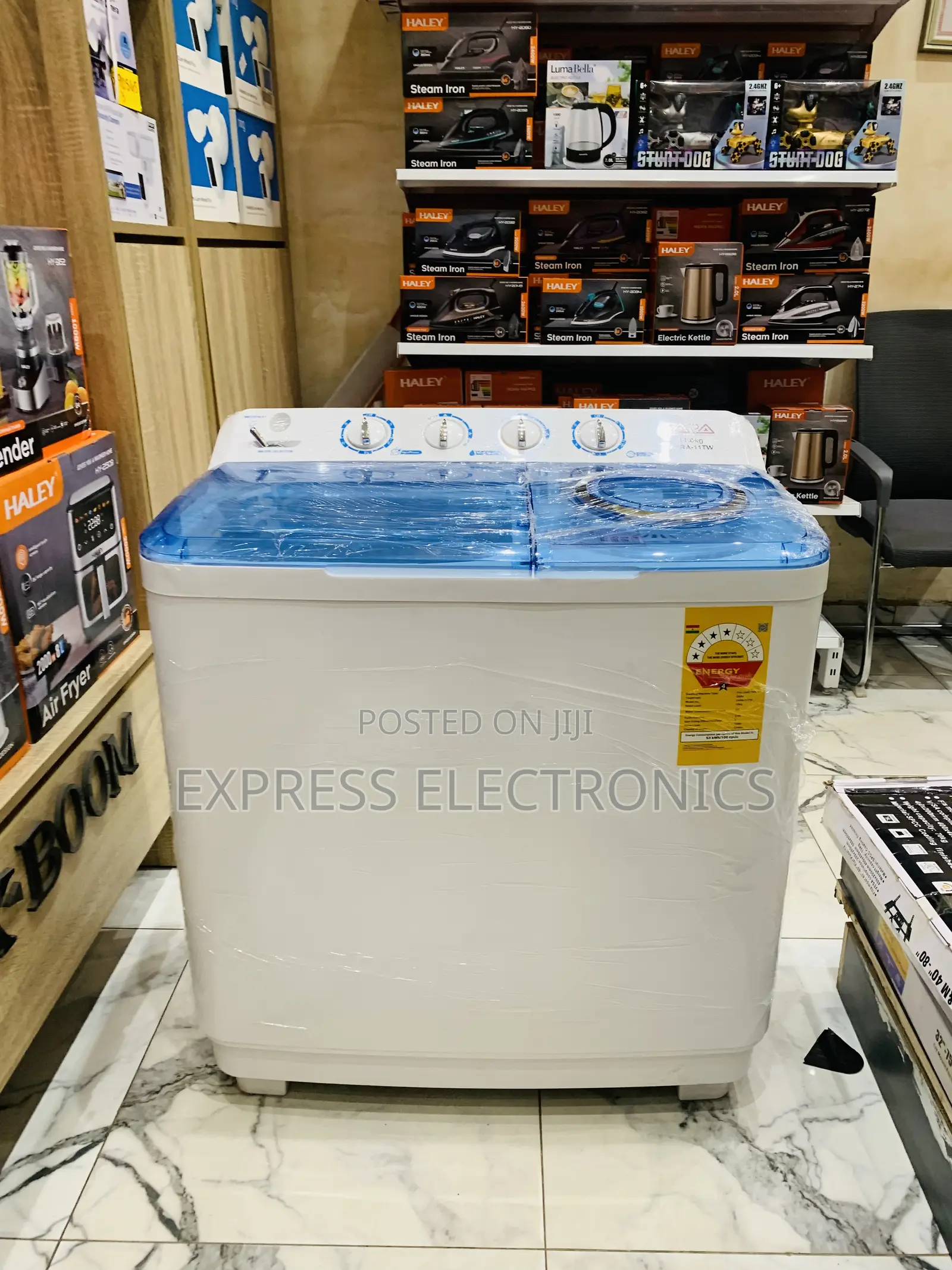 Hot  Deal on 11kg Topload Twintub Wm Zara White