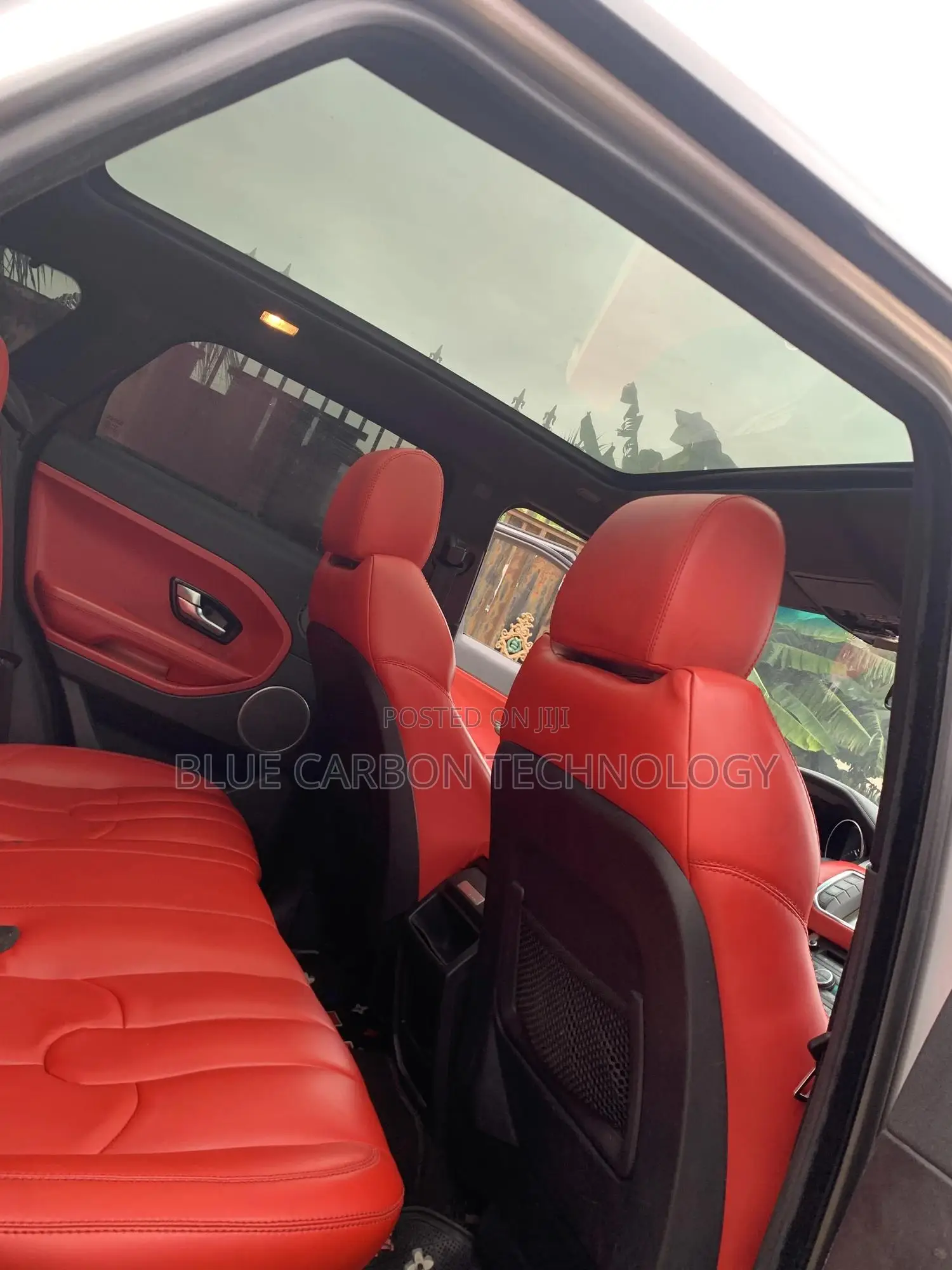Land Rover Range Rover Evoque Prestige 4dr SUV AWD (2.0L 4cyl Turbo 9A)