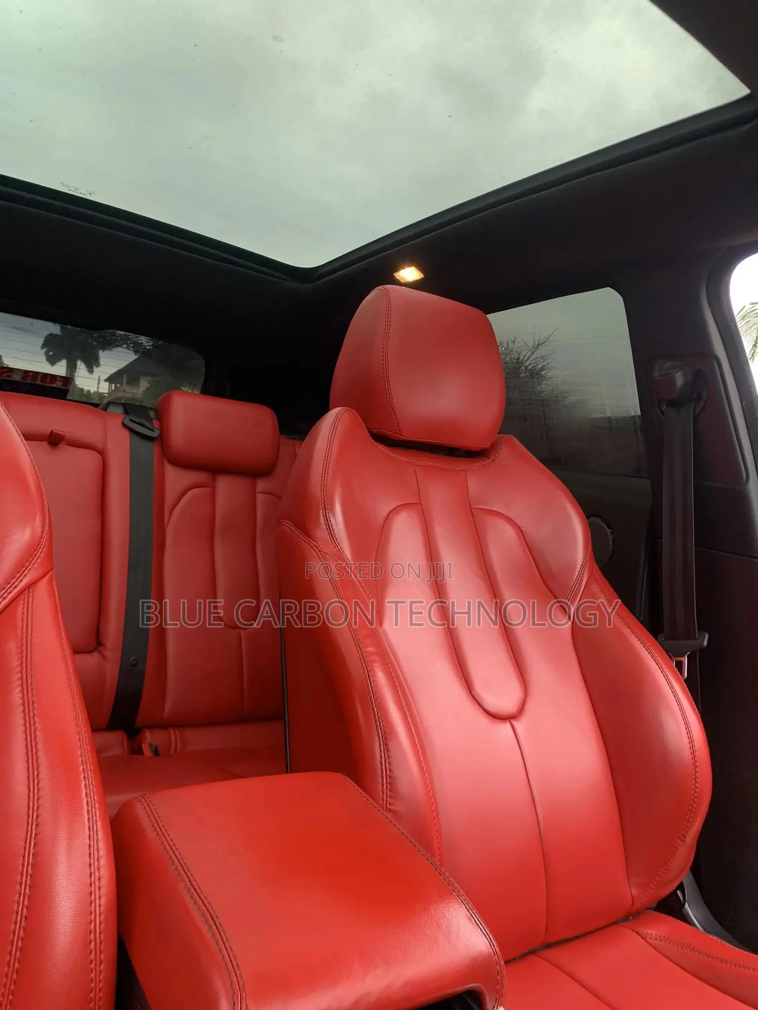 Land Rover Range Rover Evoque Prestige 4dr SUV AWD (2.0L 4cyl Turbo 9A)