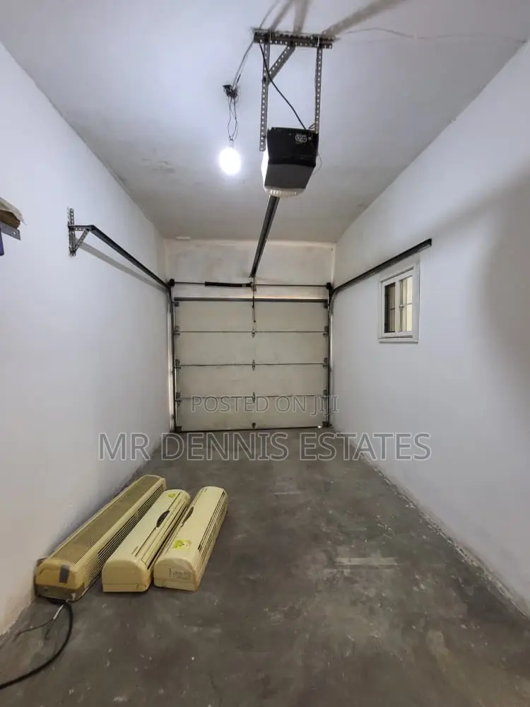 3bdrm Townhouse / Terrace in Spintex, Manet Junction for rent