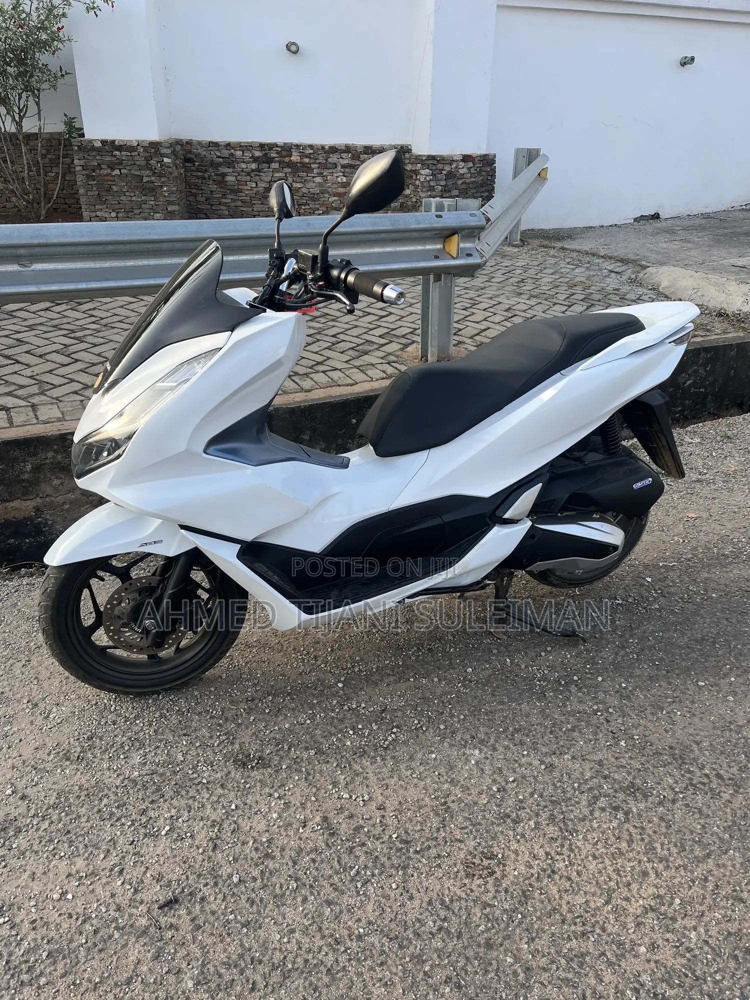 Honda 2022 White