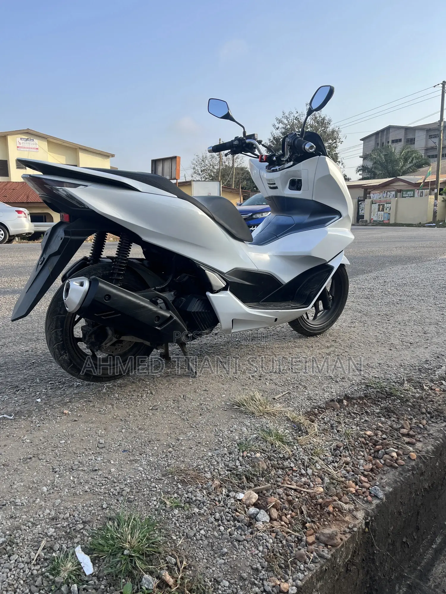 Honda 2022 White
