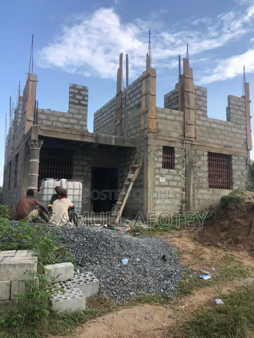 9bdrm Mansion in Otu1 Properties, Ashaiman Municipal for sale