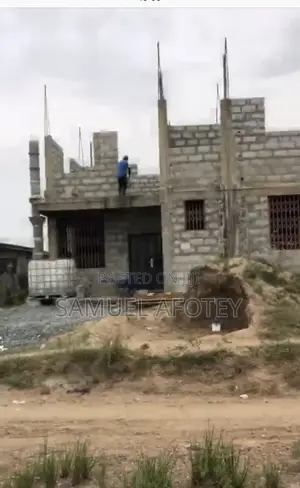 9bdrm Mansion in Otu1 Properties, Ashaiman Municipal for sale