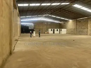 1,000 SQM Warehouse at North Kaneshie for Rent
