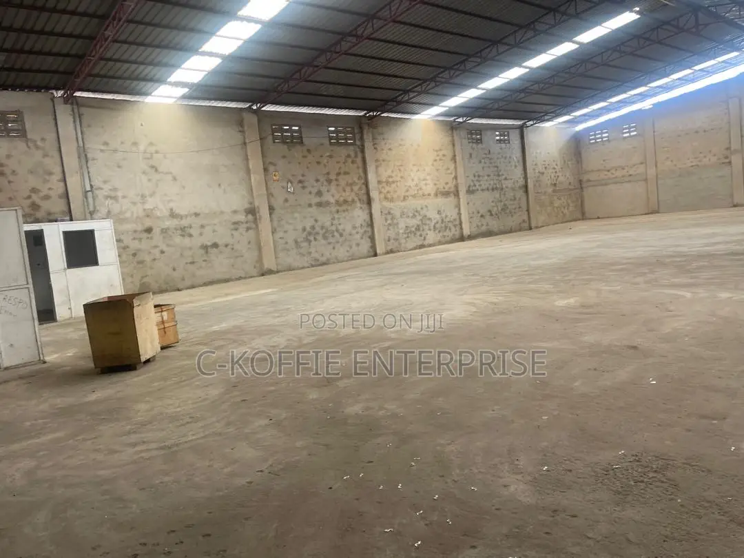 1,000 SQM Warehouse at North Kaneshie for Rent