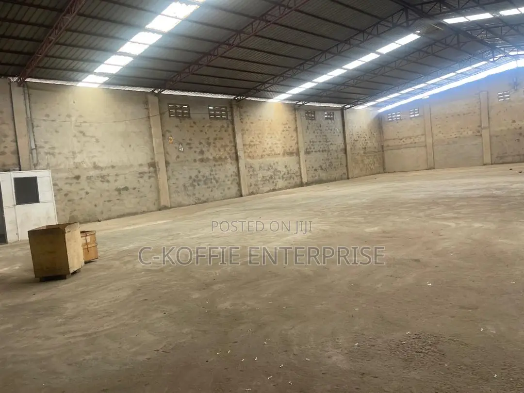 1,000 SQM Warehouse at North Kaneshie for Rent