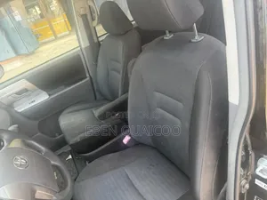Toyota Voxy 2010 Black