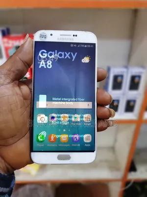 Samsung Galaxy A8 32 GB Gold