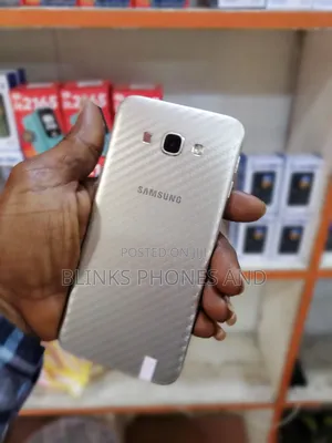 Samsung Galaxy A8 32 GB Gold
