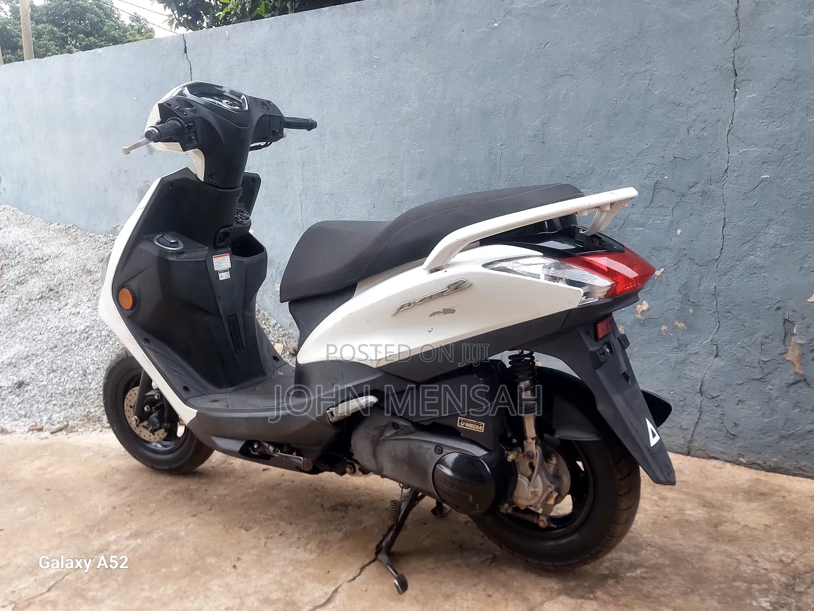 Yamaha 2016 White