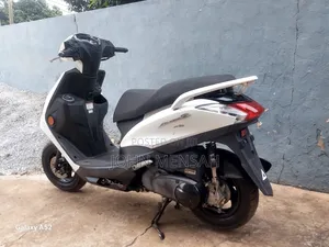 Yamaha 2016 White