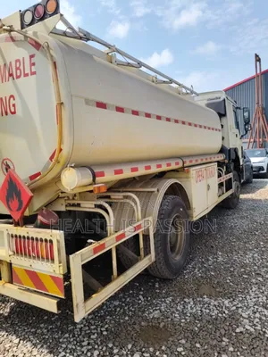 Brand New 20,000l Fuel Tanker Truck for Hotsale