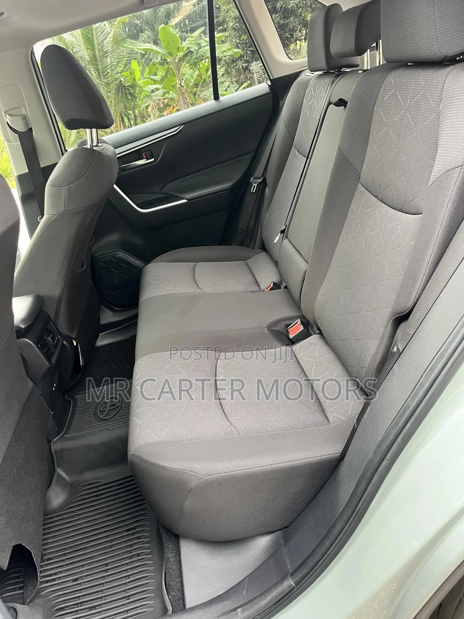 Toyota RAV4 XLE 2022 Green