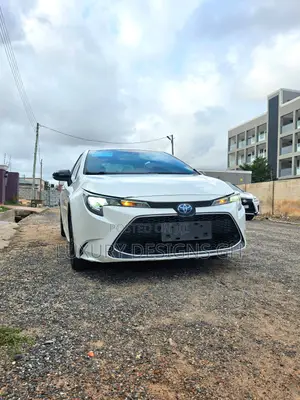 Toyota Corolla 2020 White