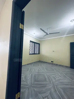 2bdrm Apartment in West Hills Mall Area for rent