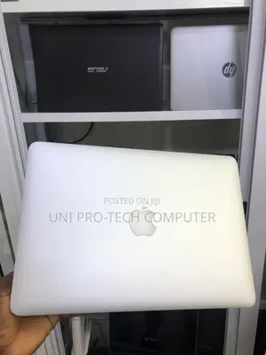 Laptop Apple MacBook Pro 8GB Intel Core I5 SSD 128GB