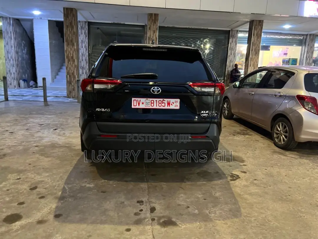Toyota RAV4 2021 Black