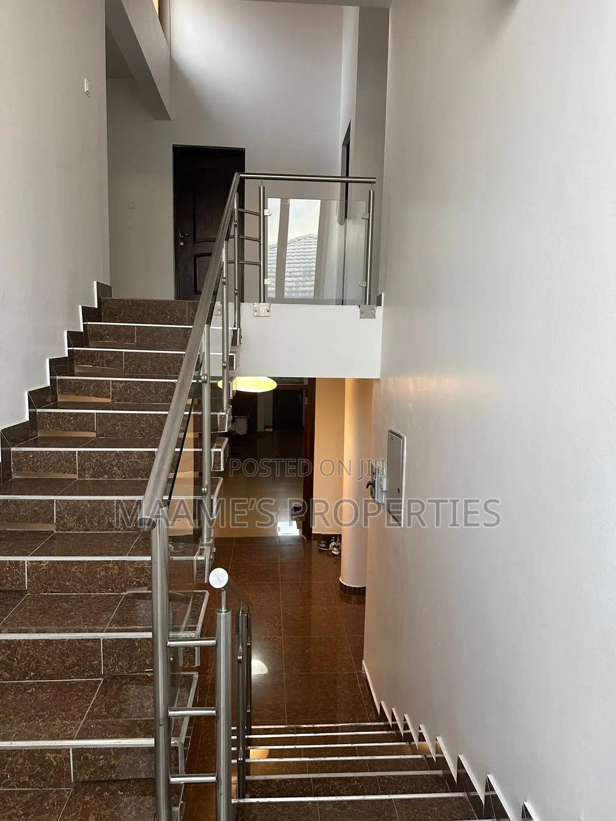 Furnished 5bdrm House in East Legon for rent
