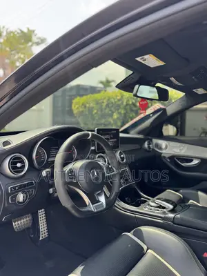 Mercedes-Benz C63 S RWD Sedan (4.0L V8 7A) 2017 Black