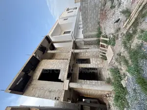 Ex 2 Bedroom Duplex House for Sale