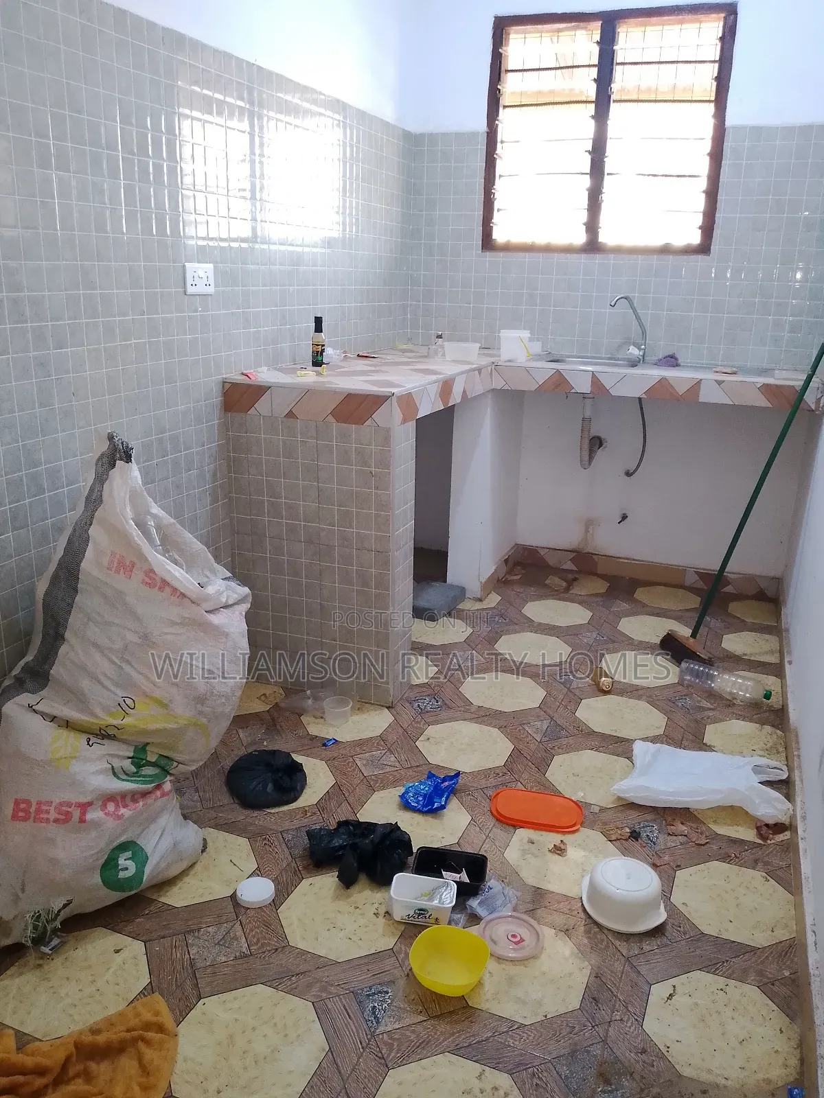 1bdrm Apartment in Hfc Estate Area, Spintex for rent