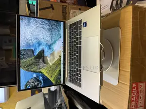 Laptop HP EliteBook 840 G10 16GB Intel Core I5 SSHD (Hybrid) 512GB