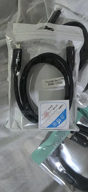 Usb-C to Usb-C Monitor Cable