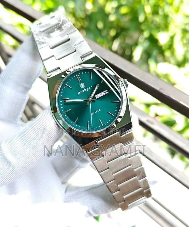 Quality and Durable Poedagar Watch