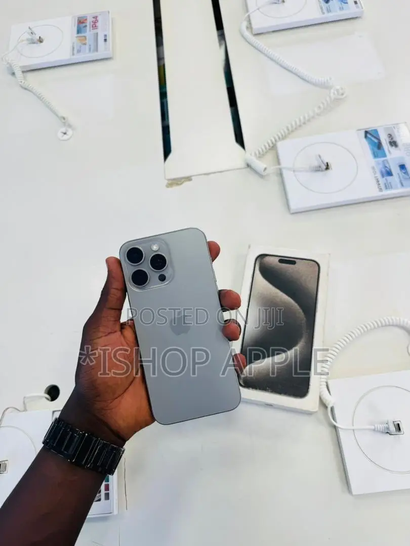 Apple iPhone 15 Pro Max 256 GB
