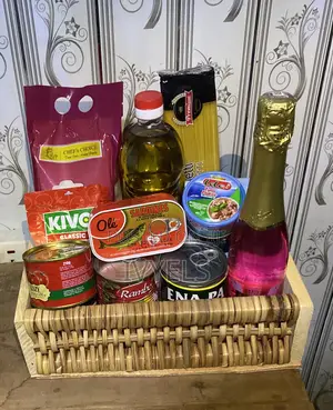 Cooperate and Individual Hampers for Sale