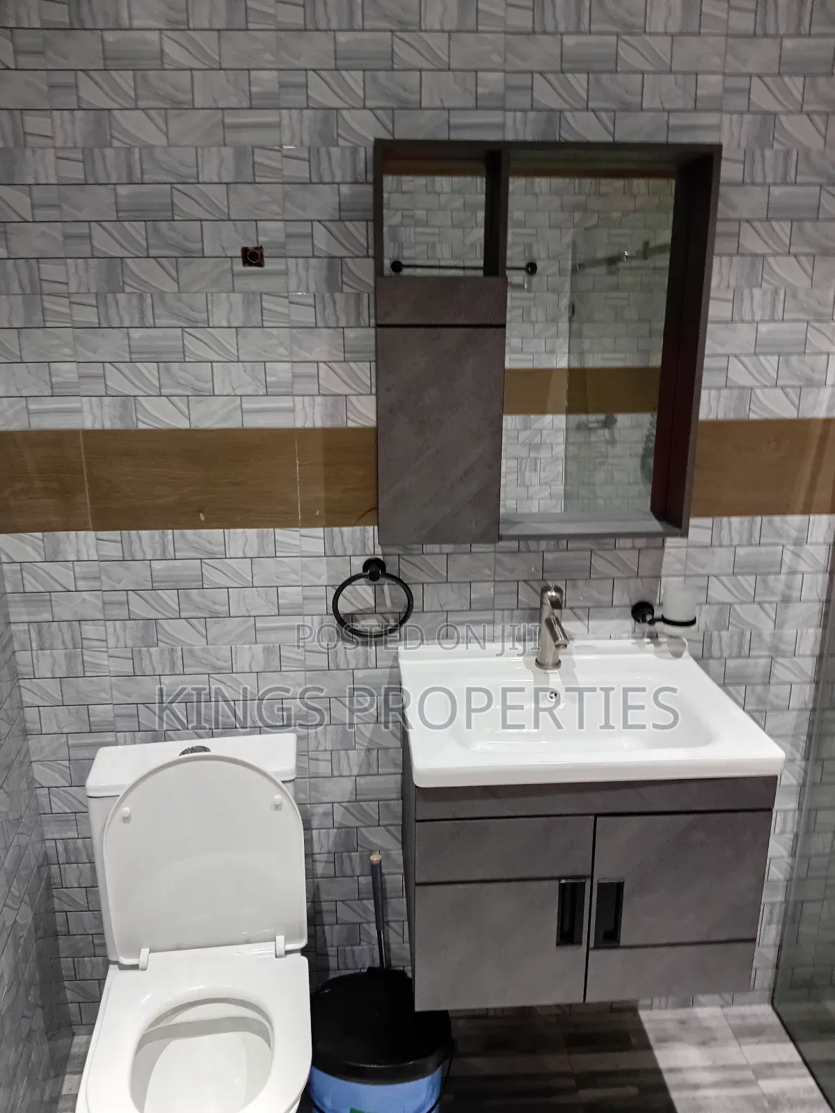 Furnished Studio Apartment in West Hills Mall Area for rent