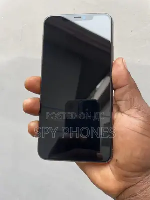 Apple iPhone 11 Pro Max 64 GB Gold