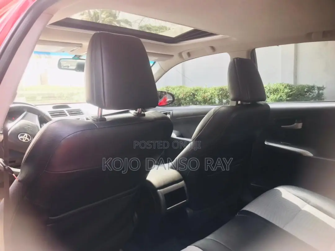 Toyota Camry SE 4dr Sedan (2.5L 4cyl 6A) 2013 Red