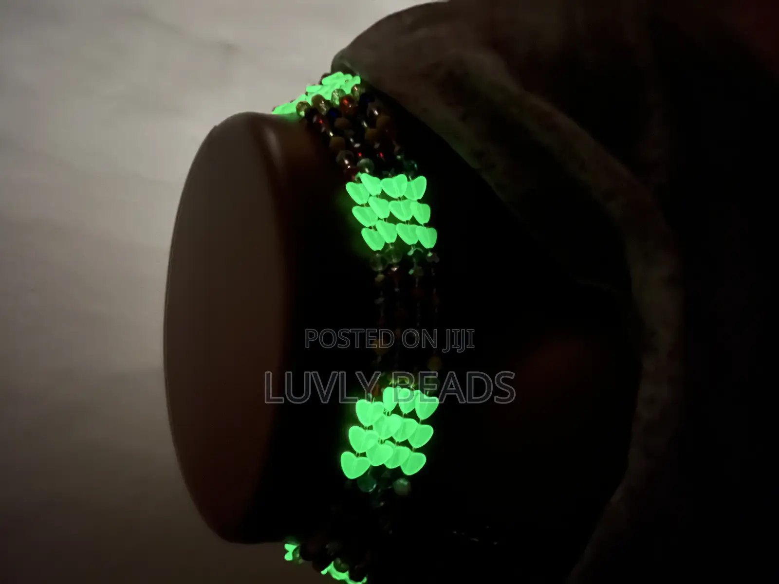 Crystals Glow in Dark