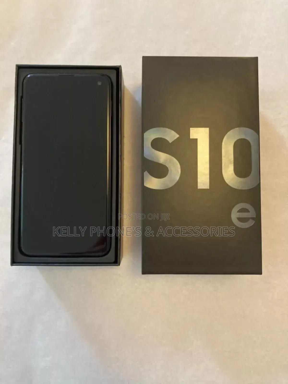 New Samsung Galaxy S10e 256 GB Black