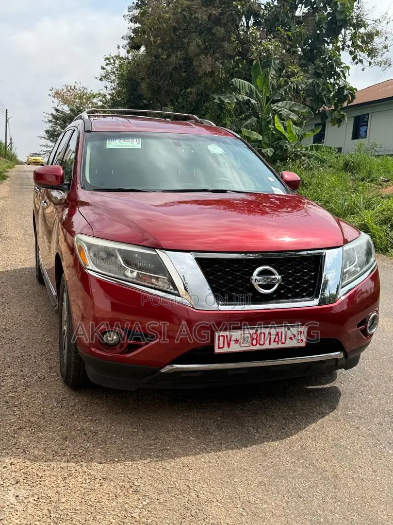 Nissan Pathfinder SV FWD 2013 Red