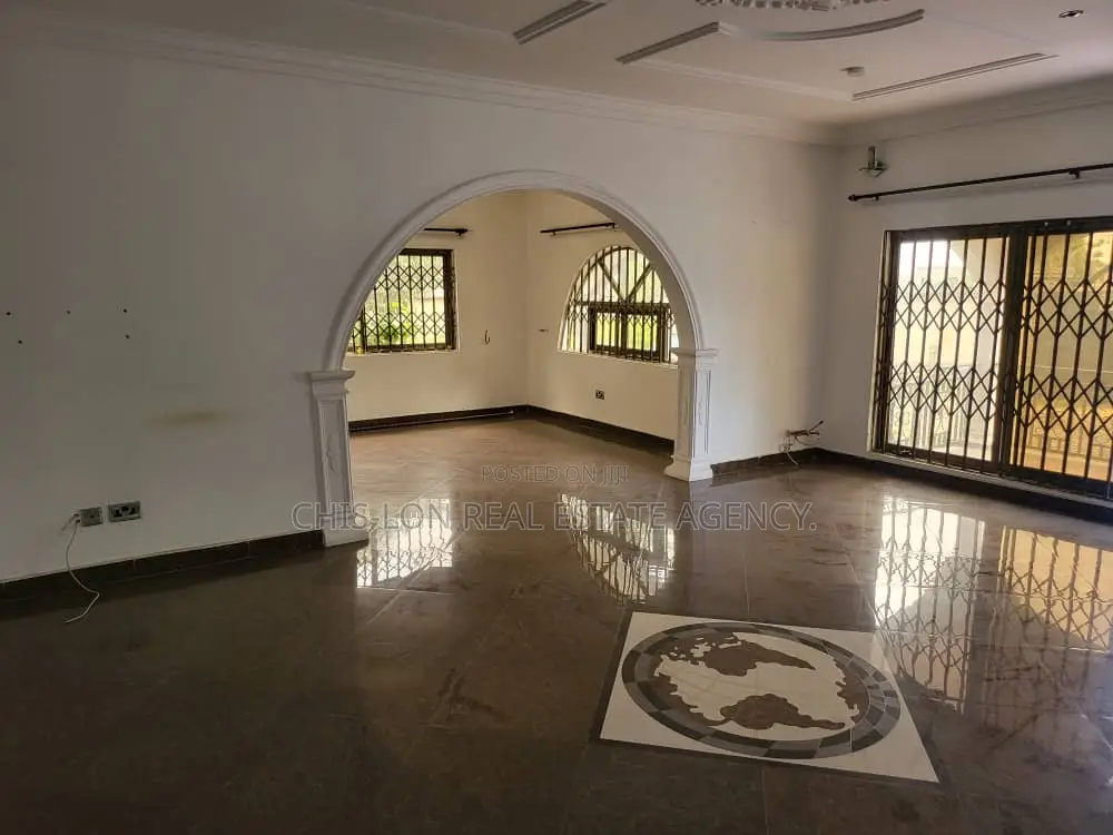 3bdrm House in Lamptey Yellow, Ngleshie Amanfro for rent